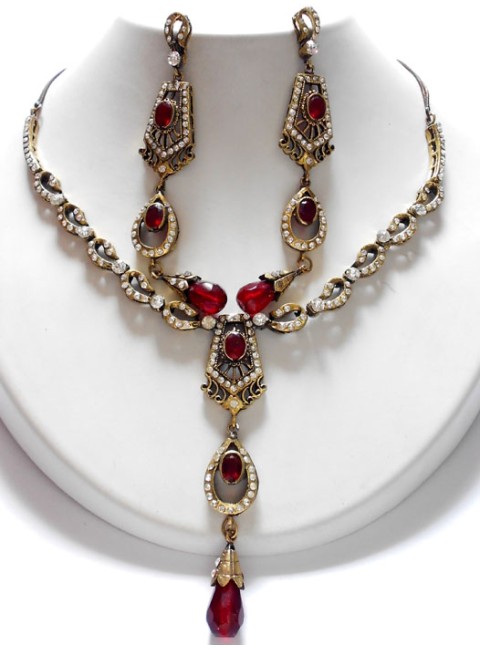 Victorian Jewelry Set